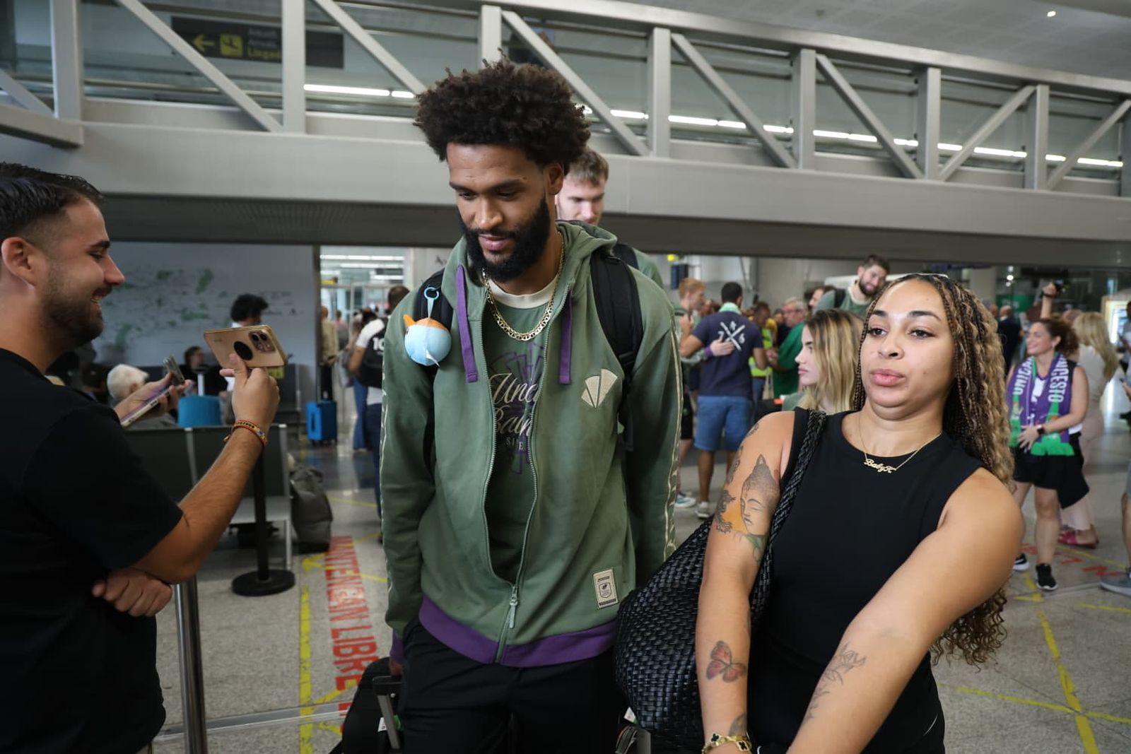 El Unicaja brinda la Copa Intercontinental con la afición