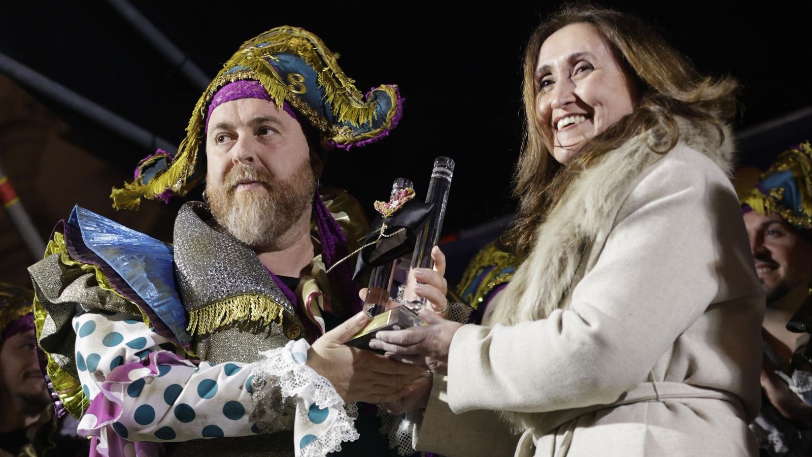 Entrega de la Aguja de Oro a 'Los locos' de Sergio Guillén 'Tomate'