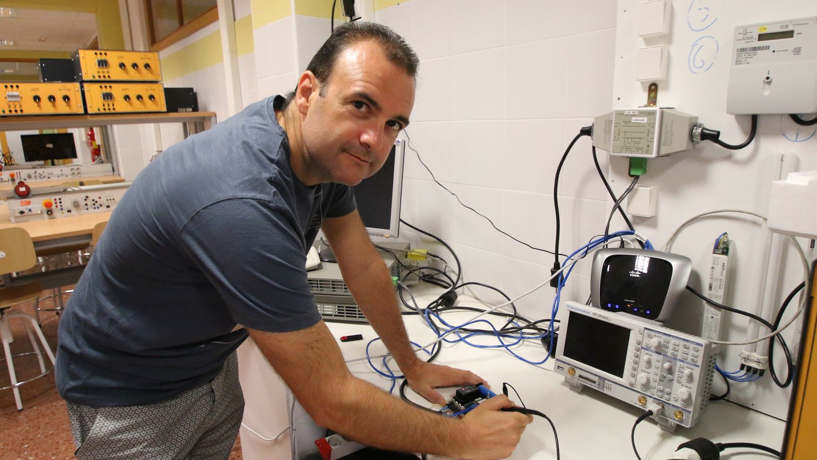 Francisco Gil, profesor de la Universidad y coordinador del proyecto.