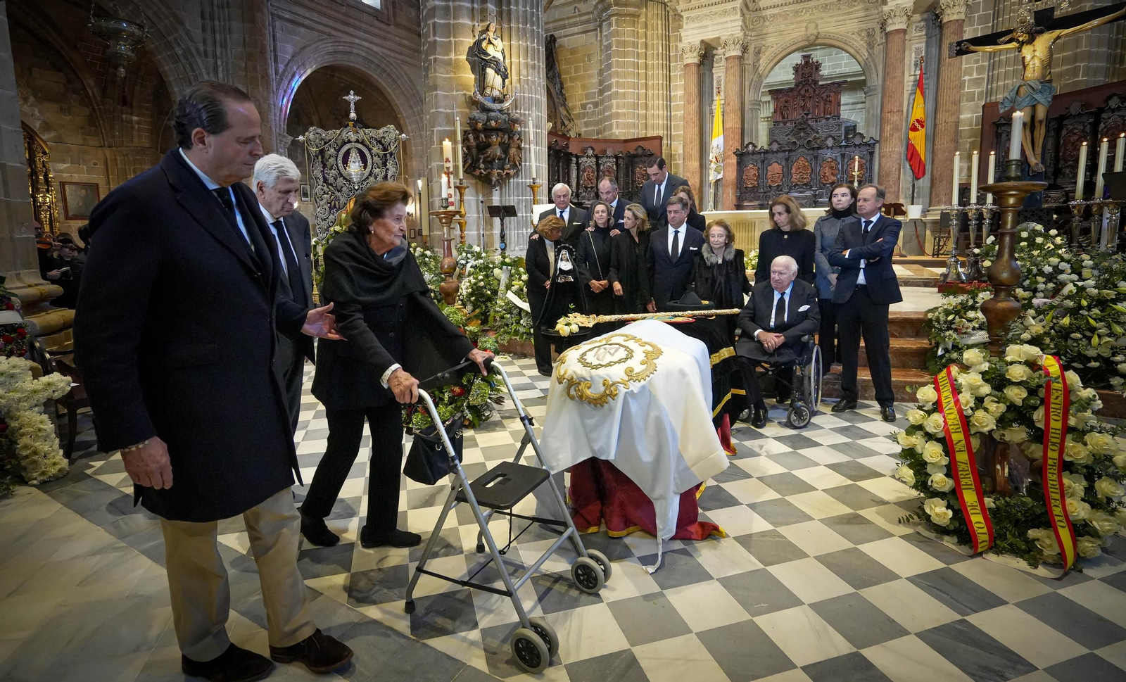 Imágenes del funeral de Álvaro Domecq en la catedral de Jerez