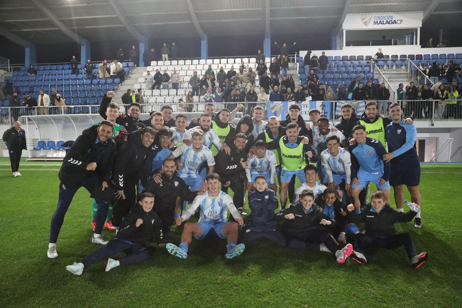 El Atlético Malagueño se da un festín ante el Porcuna para seguir líder de Tercera RFEF (6-0)
