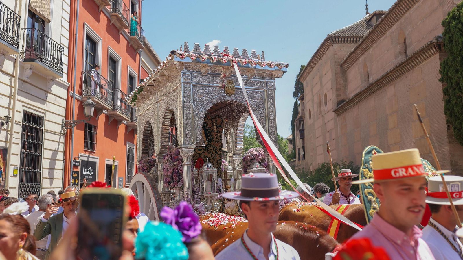 Salida de la Hermandad Filial del rocío de Granada, Mayo 2025 Salida de la Hermandad Filial del rocío de Granada, Mayo 2025