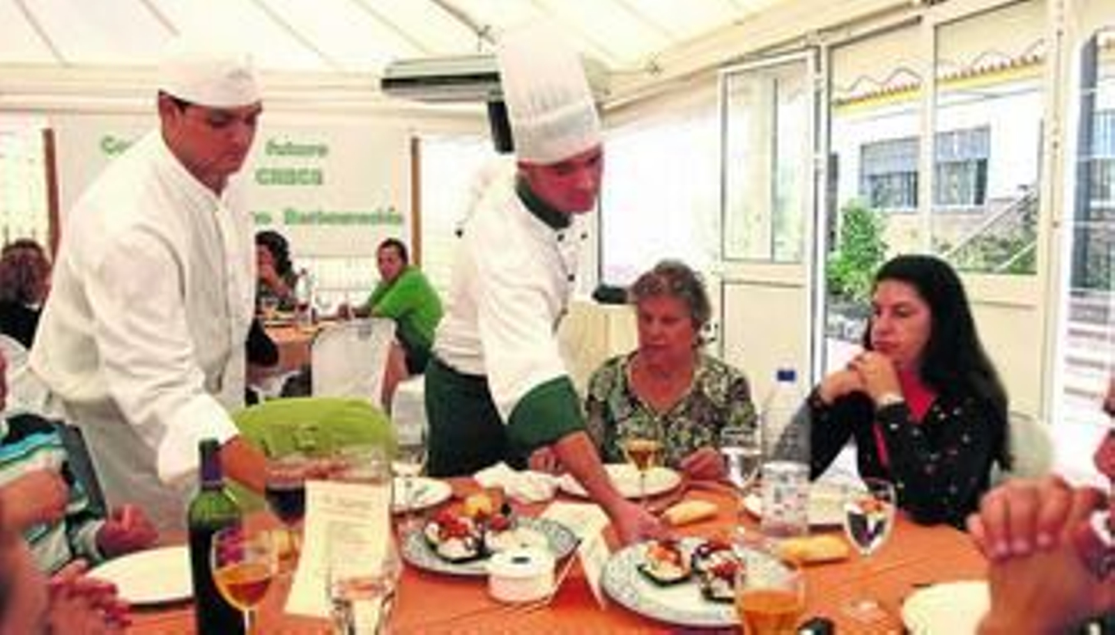 Los jóvenes se formarán en restauración.