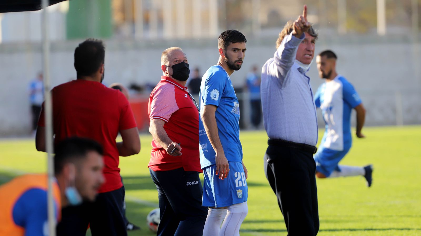 Imágenes del Xerez CD contra el Puente Genil en la Juventud