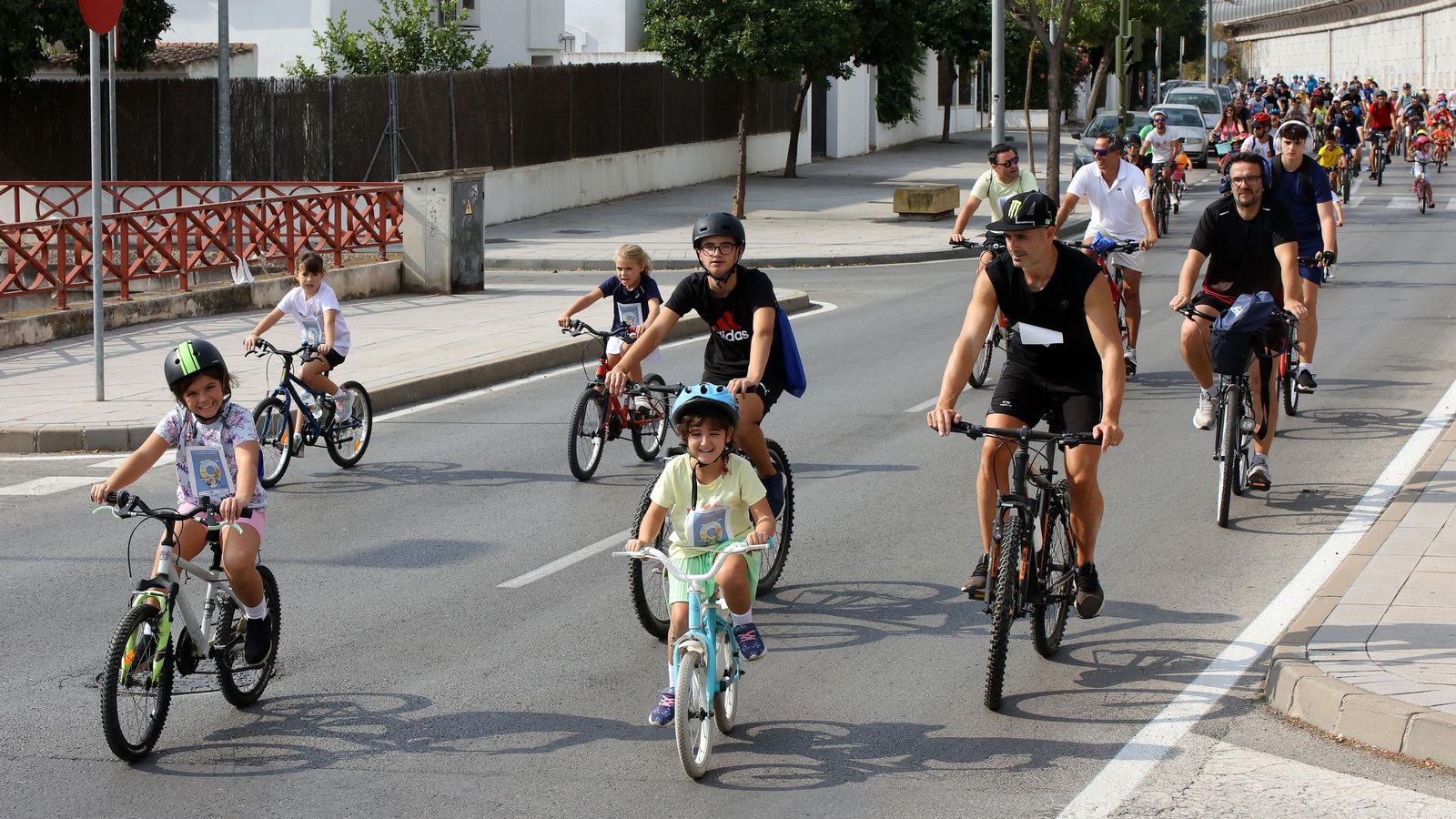 Búscate en el Día de la Bici Amistad por Jerez