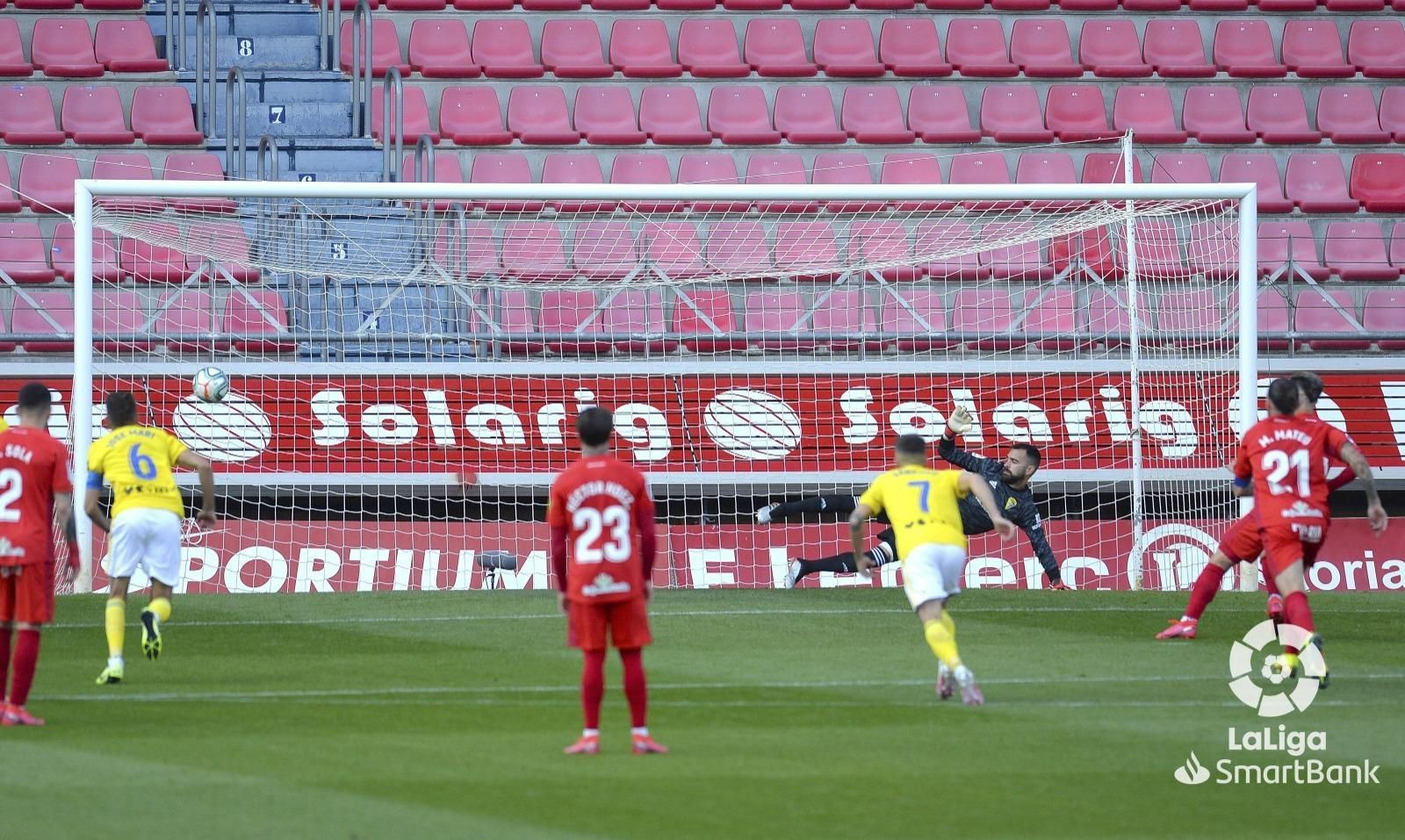 Las imágenes del Numancia-Cádiz