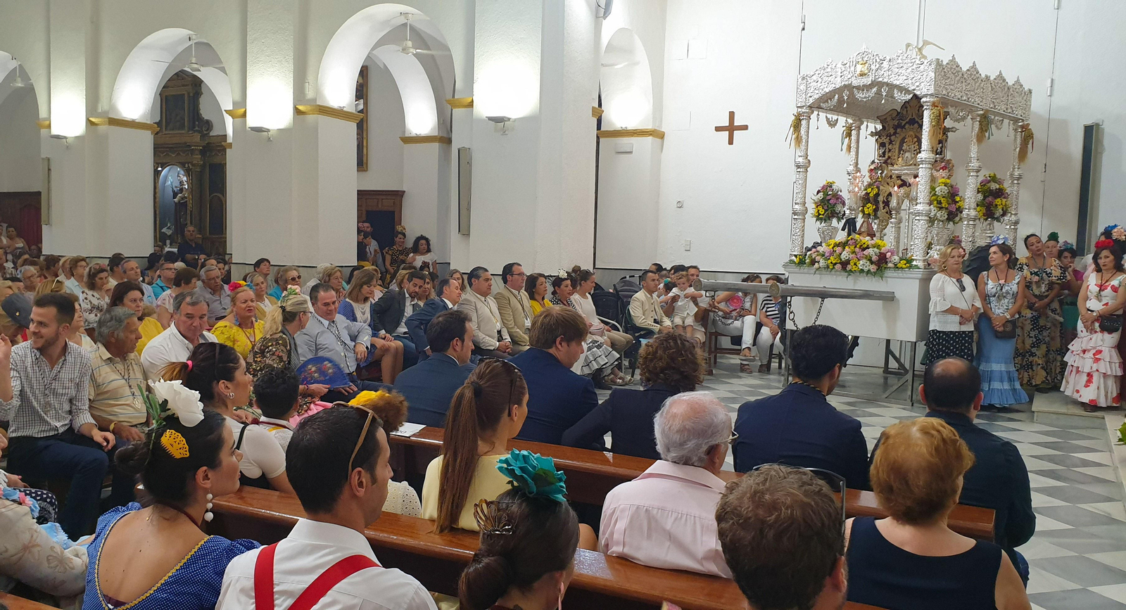 Salida de la Hermandad del Rocío de Chiclana
