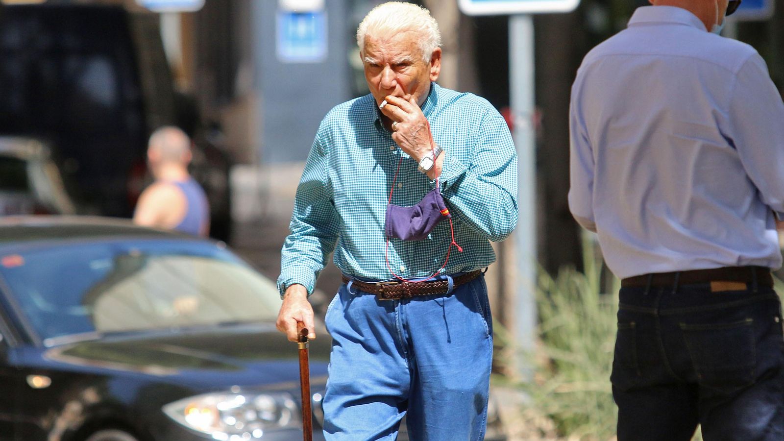 El uso de la mascarilla en exteriores lleva días sin ser obligatoria