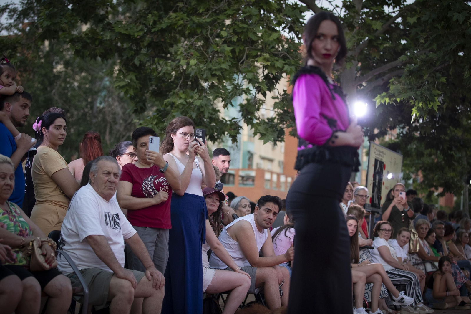 Las mejores imágenes de la primera pasarela flamenca del Distrito Norte de Granada