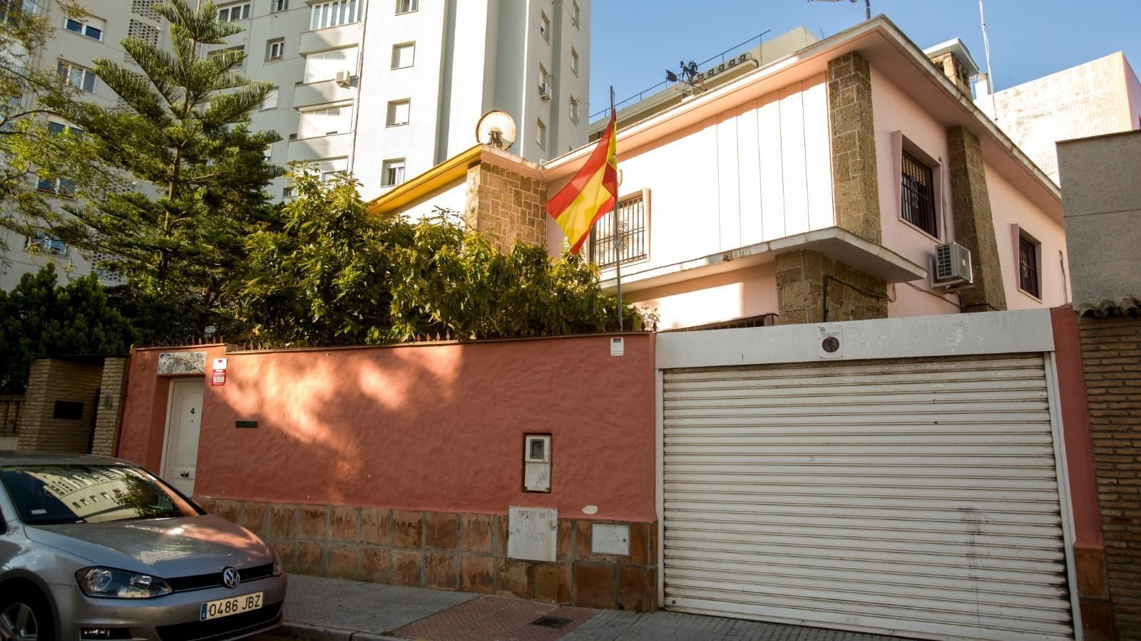 La calle Pérgolas, en Bahía Blanca, es una de las que aún cuenta con varios chalés en la ciudad.