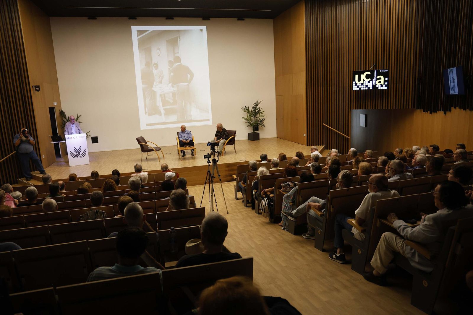 Inauguración del Espacio de Investigación Paco Esteban en el Campus Bahía de Algeciras