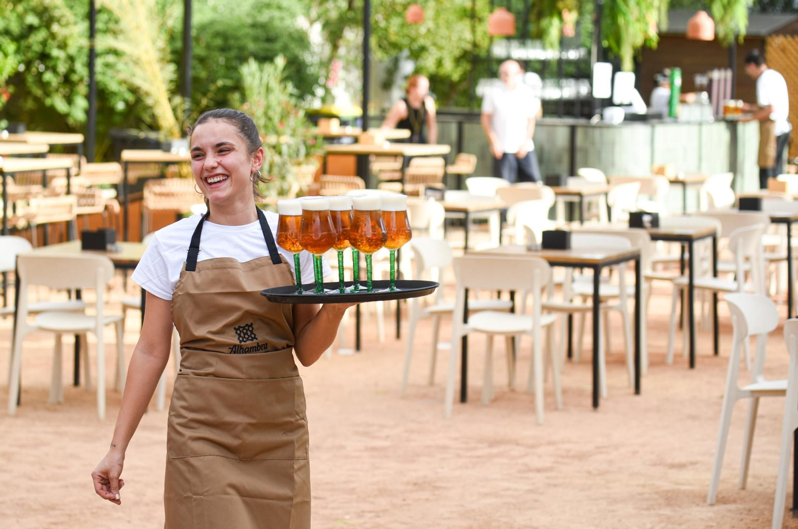 Inauguración de Jardín Alhambra en el cine Fuenseca de Córdoba