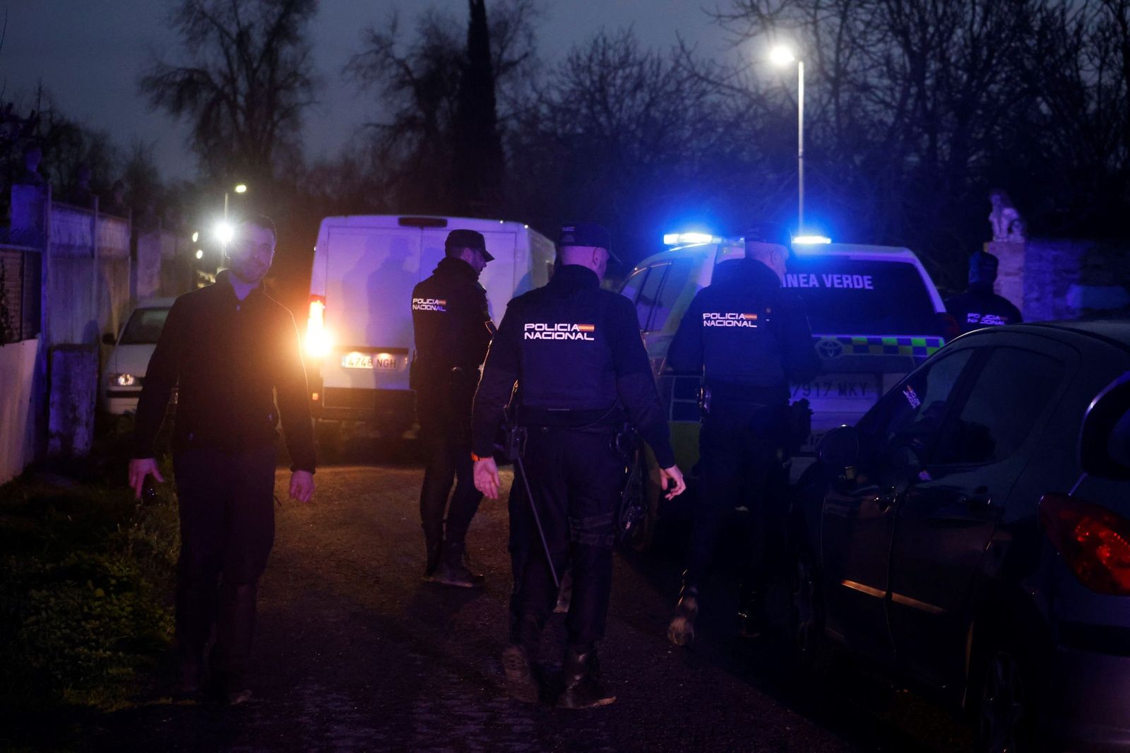 Desalojo de la urbanización La Cigüeña de Alcolea por la crecida del río Guadalquivir