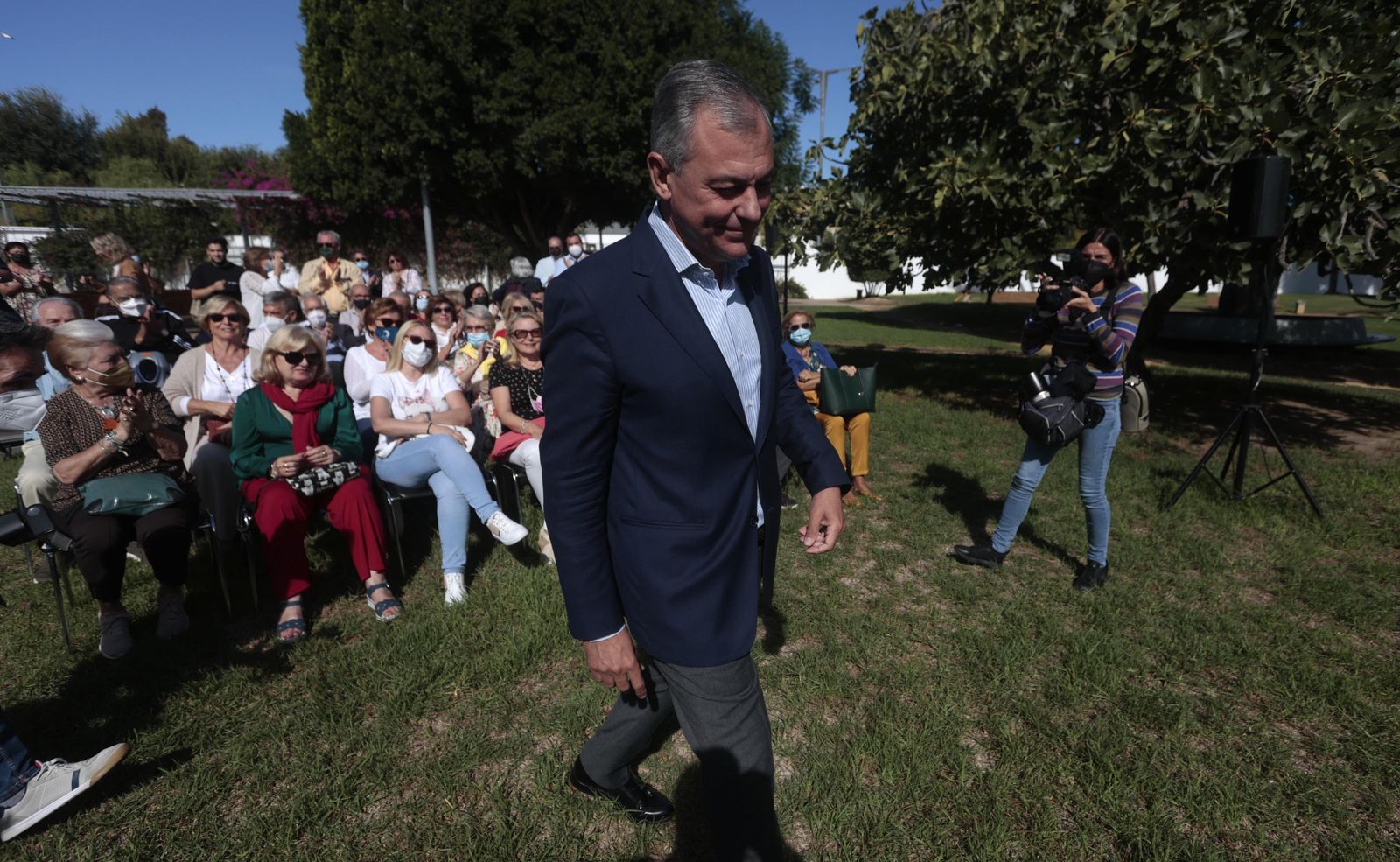 José Luis Sanz en el acto de despedida del Ayuntamiento de Tomares.