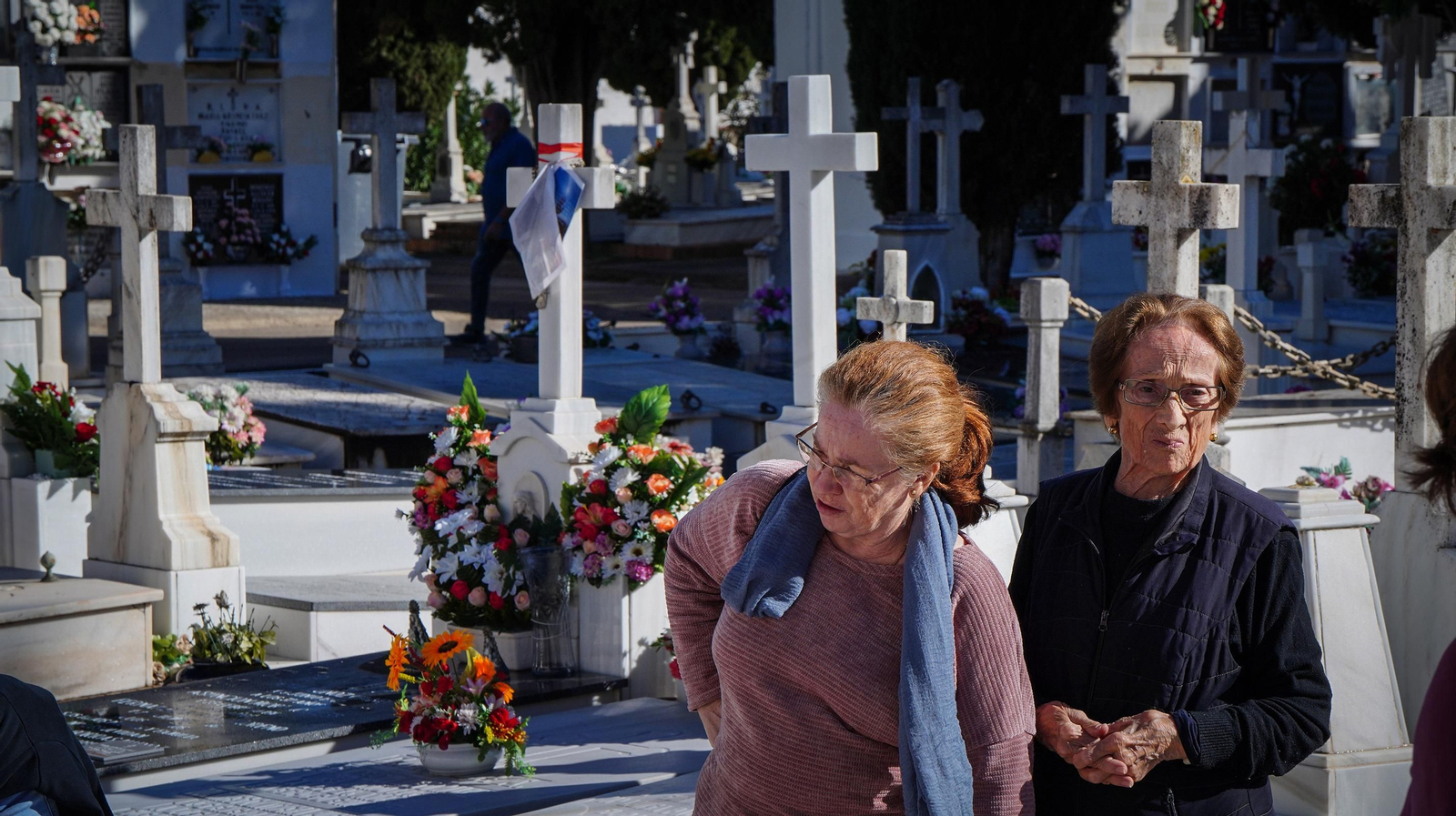 Día de todos los Santos en el cementerio de Jerez