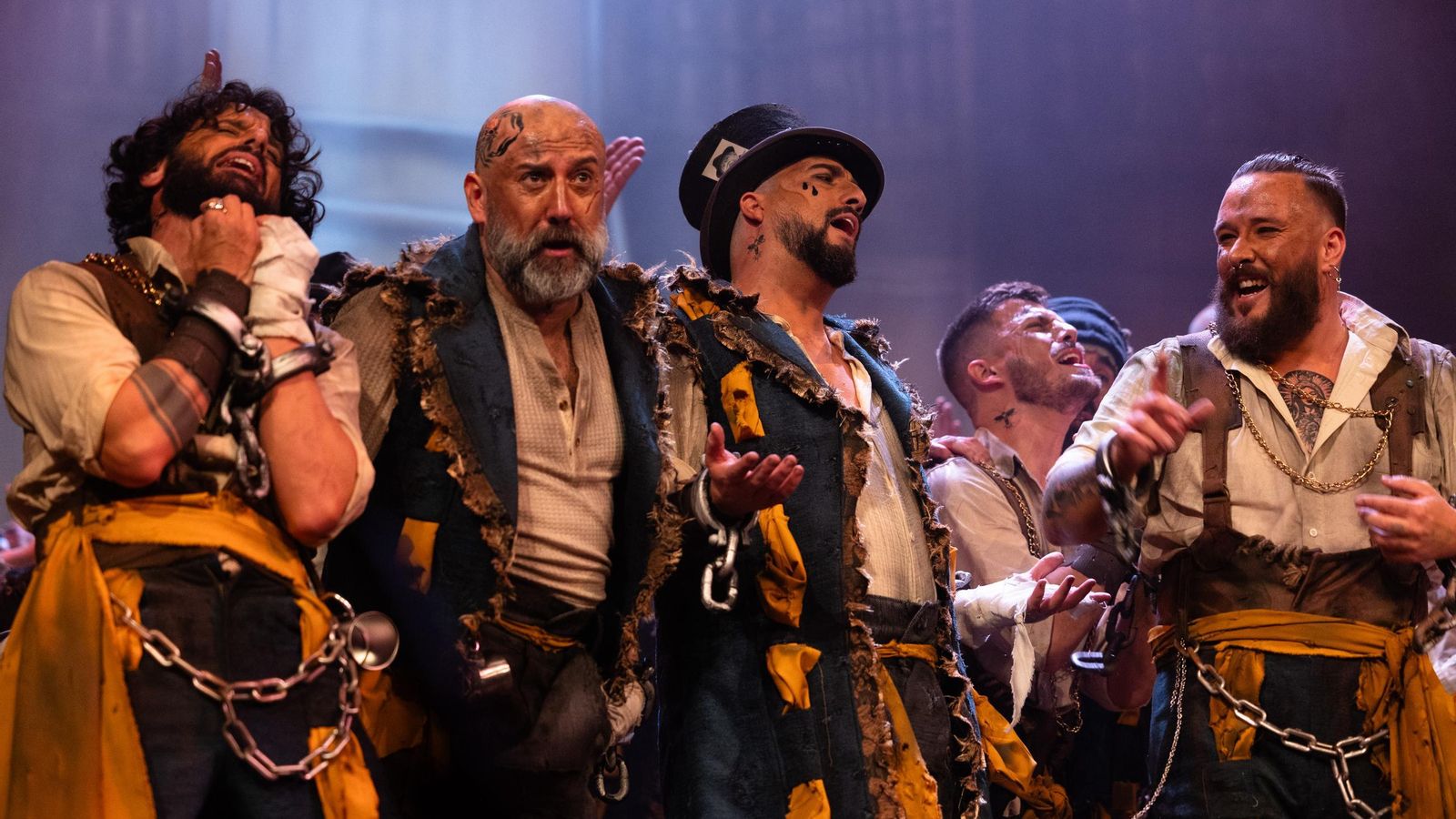 Búscate entre las mejores imágenes de la decimonovena sesión de preliminares del COAC 2025