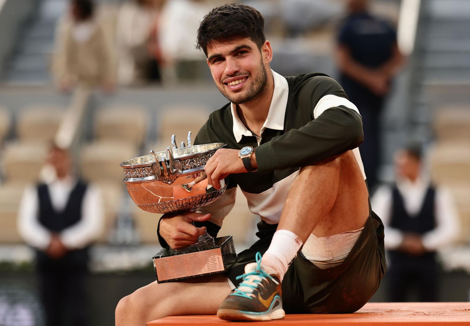 Las fotos de la celebración de la victoria de Carlos Alcaraz en Roland Garros