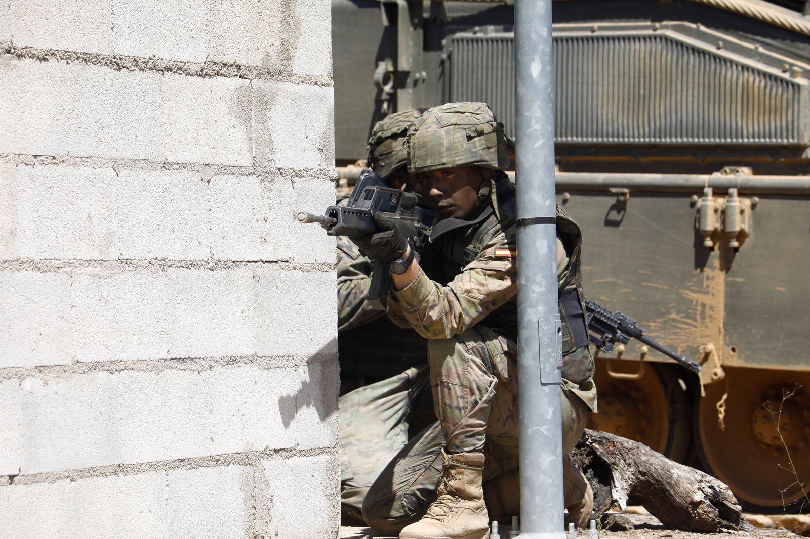 El combate en zona urbanizada en Cerro Muriano, en imágenes