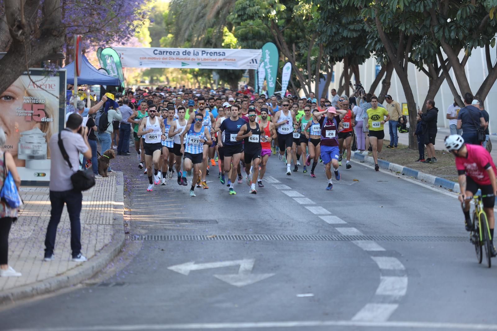 Búscate en las fotos de la Carrera de la Prensa de Málaga 2023