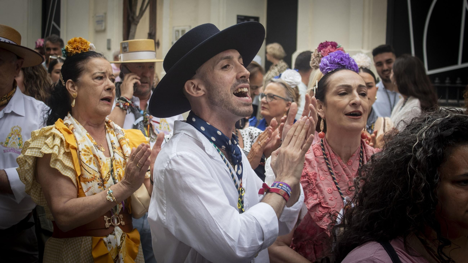 Romería del Rocío: las imágenes de la salida de la hermandad de San Fernando