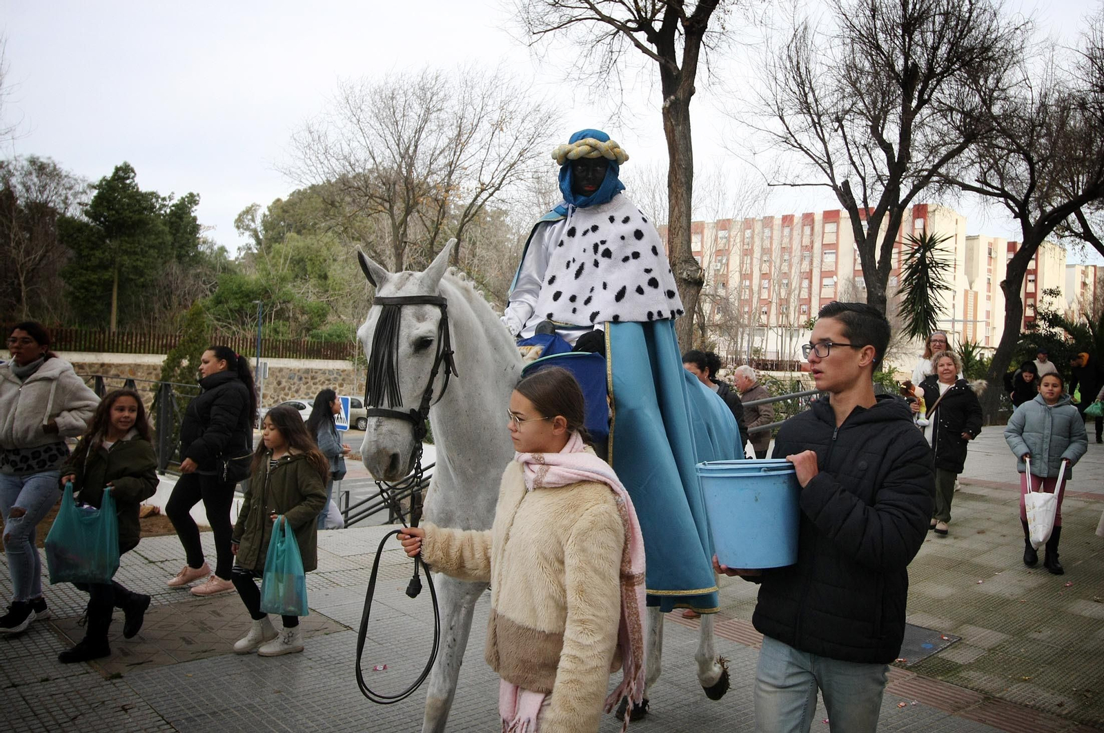 Imágenes de los Reyes Magos en la barriada de la Hispanidad