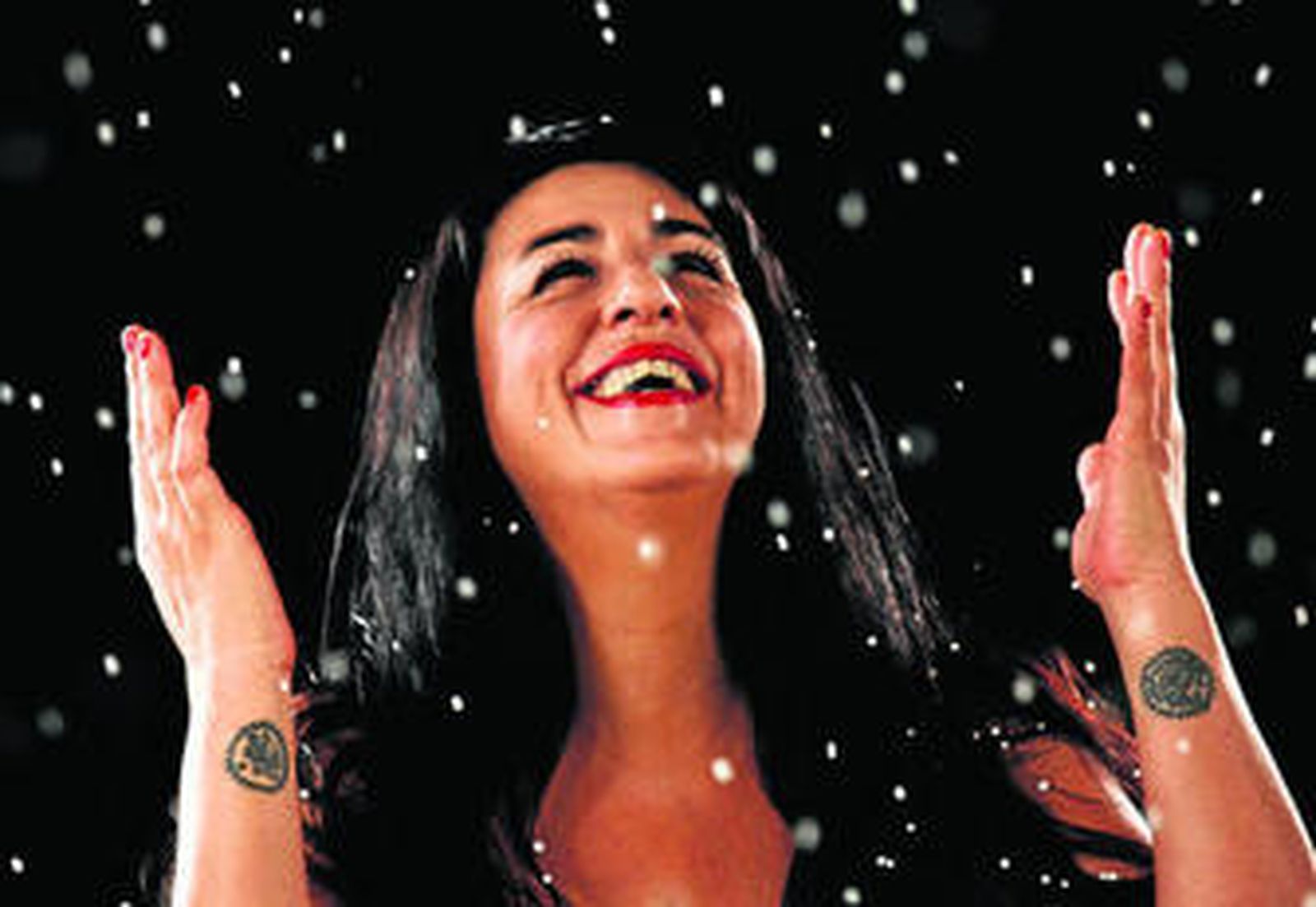 Amparo Sánchez, en una navideña imagen promocional.