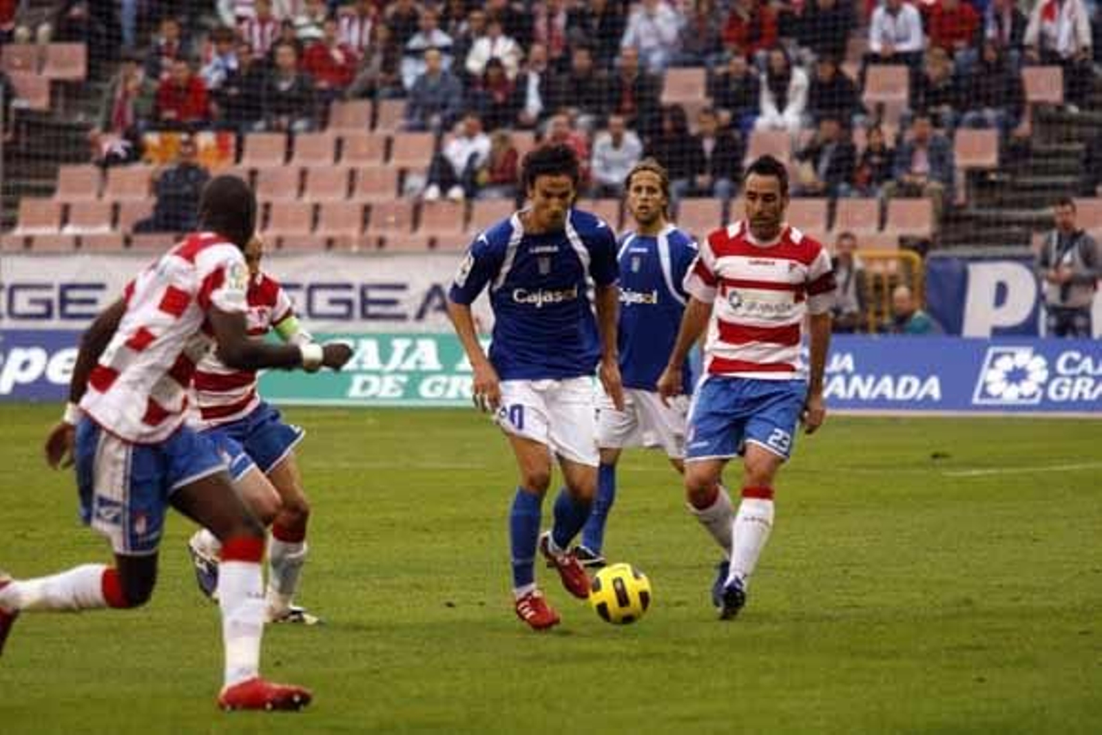 El Granada vence al Xerez en casa con un indiscutible 5-0

Foto: Pepe Villoslada