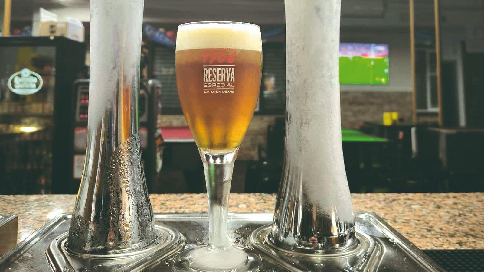 En este establecimiento, se sirve la cerveza muy fría.