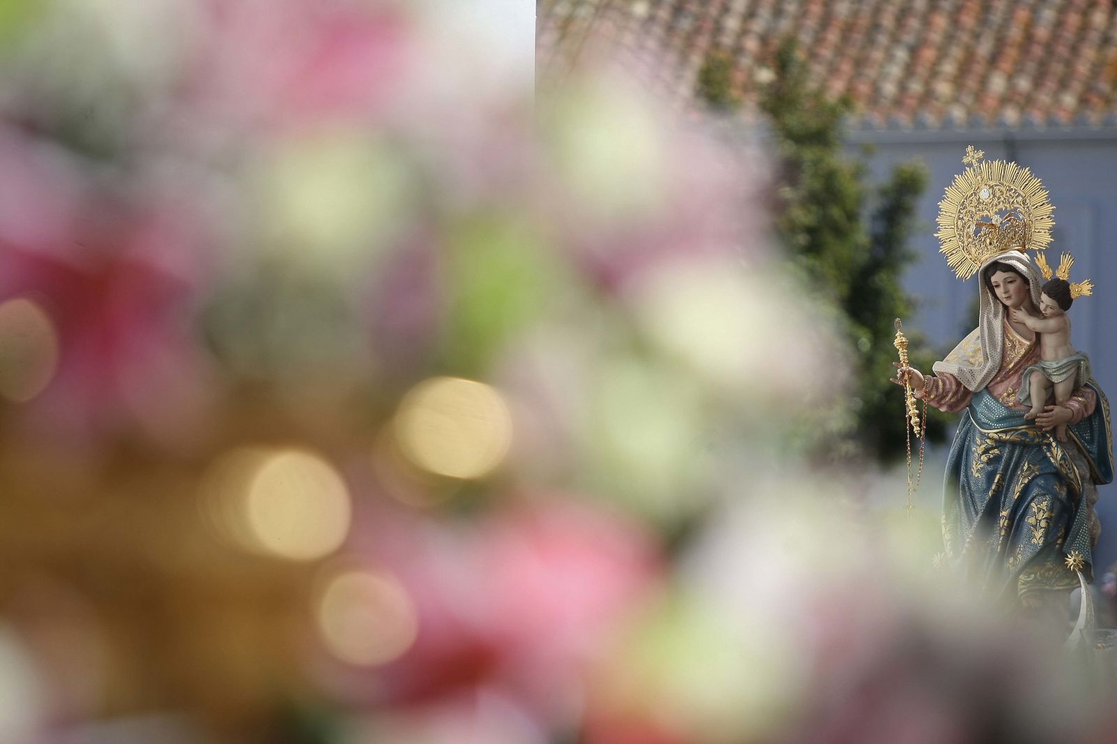 Procesión de San Isidro Labrador y la Virgen del Rosario en Los Barrios