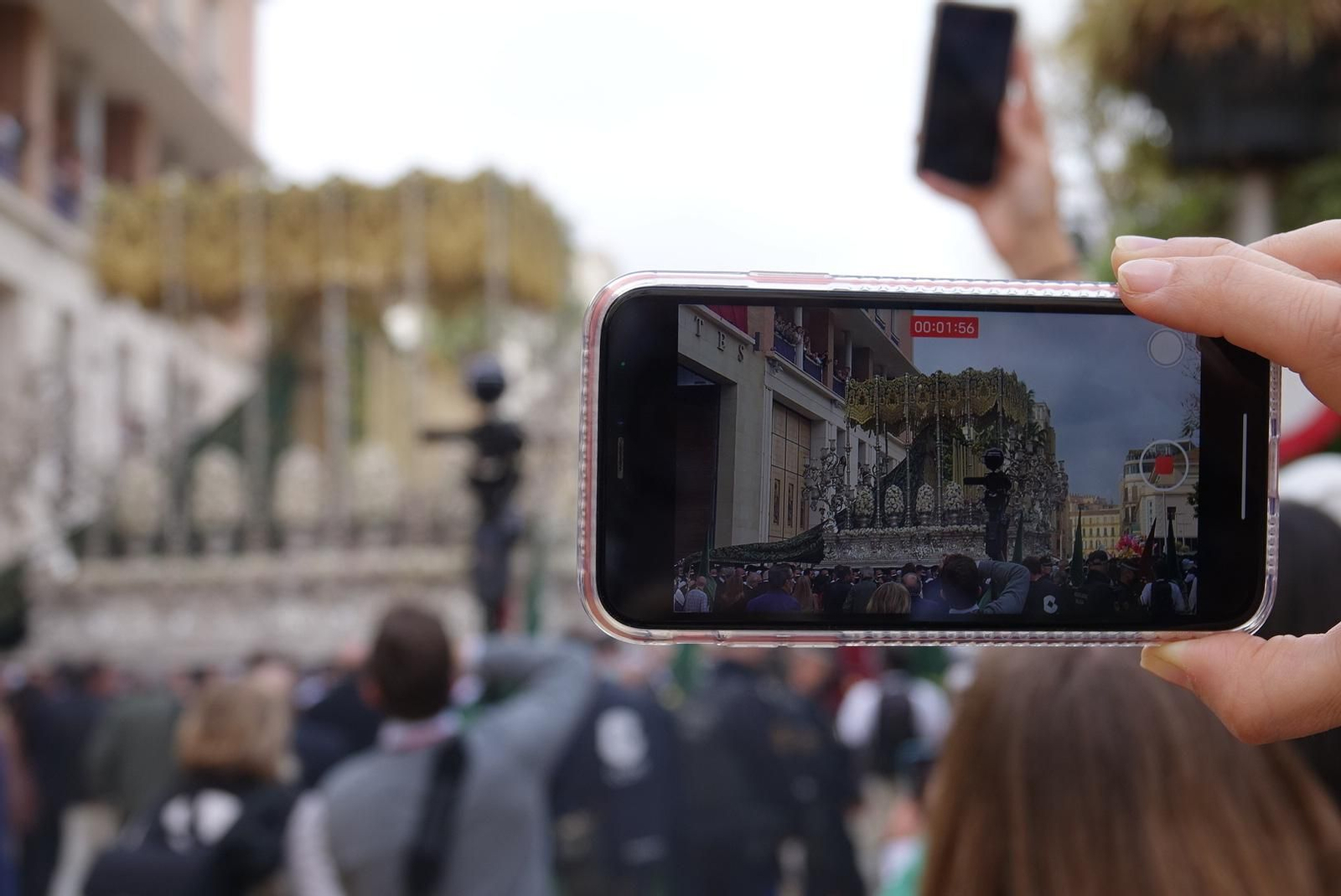 Las fotos de Estudiantes, en el Lunes Santo de Málaga
