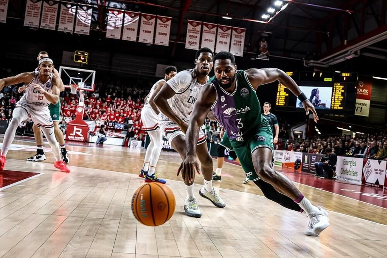 El Cholet - Unicaja, en fotos