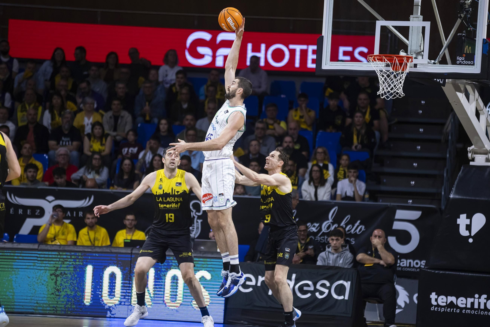 El Lenovo Tenerife-Unicaja, en fotos