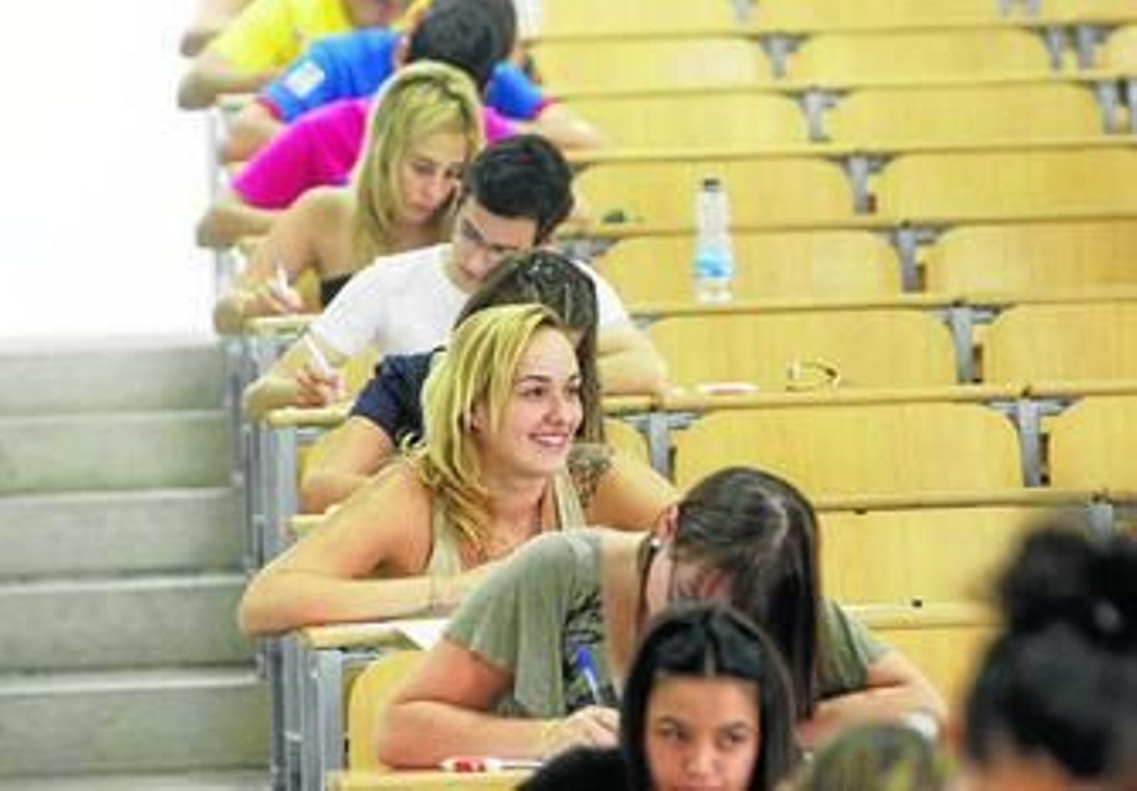 Estudiantes realizando la Selectividad en septiembre.
