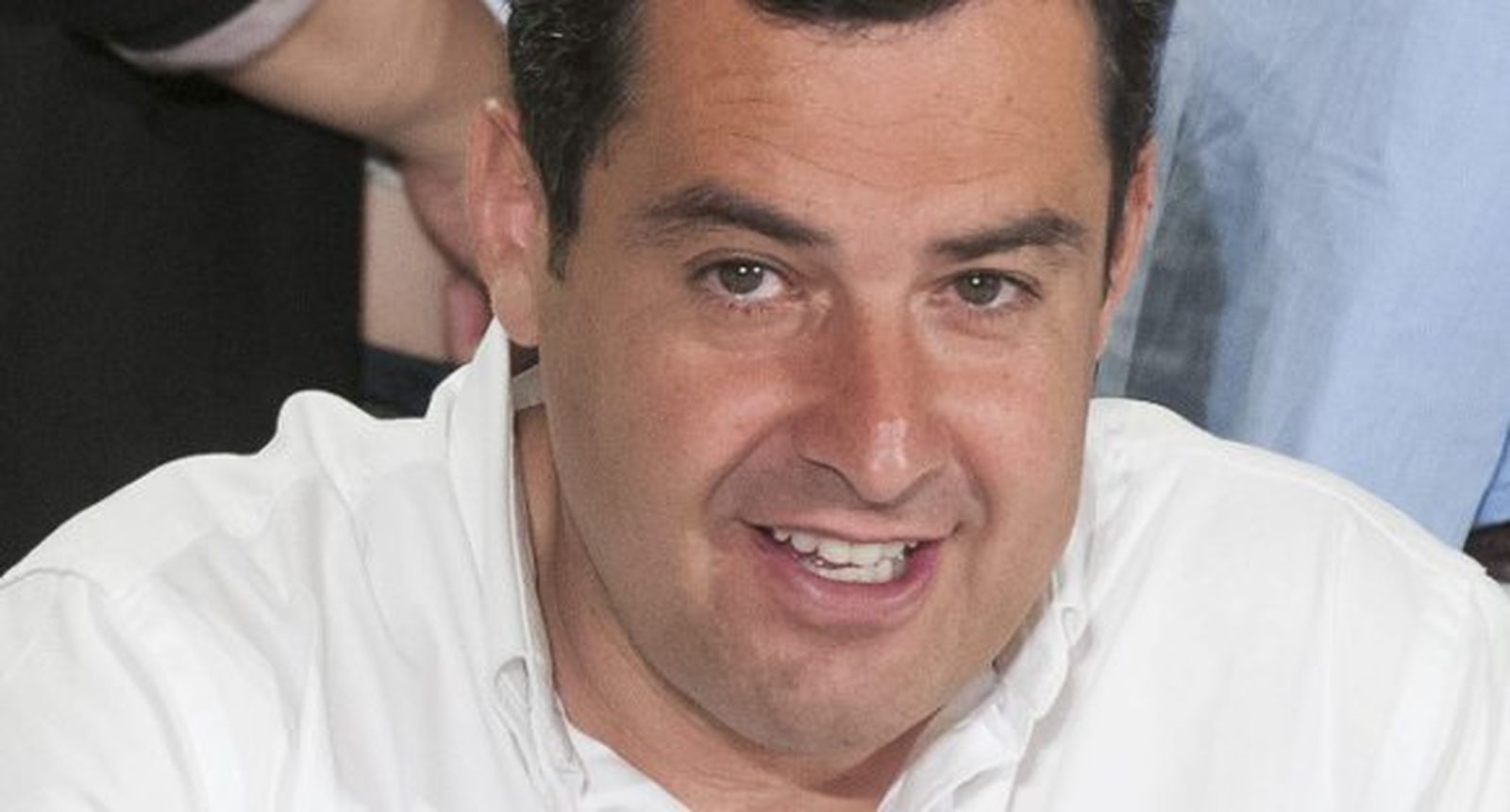 Moreno advierte de que el PP no se abstendrá en la investidura de Díaz si Espadas es alcalde