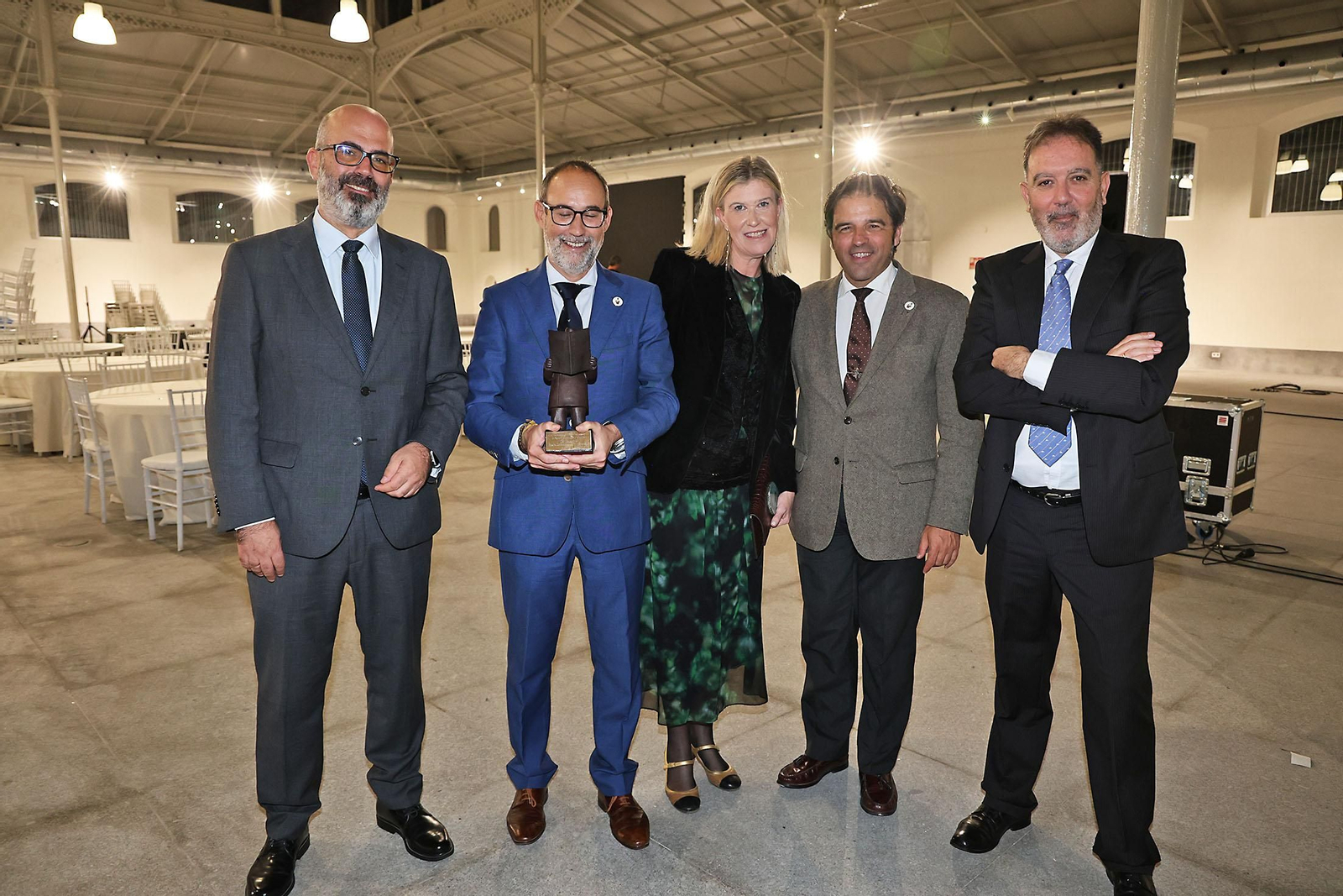 Imágenes de los invitados a la gala de los  37 premios Onubenses del Año