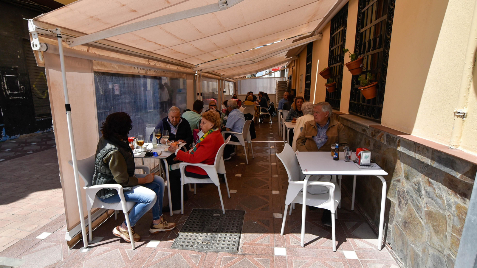 Fotos del ambiente en la Ruta del Atún de La Línea