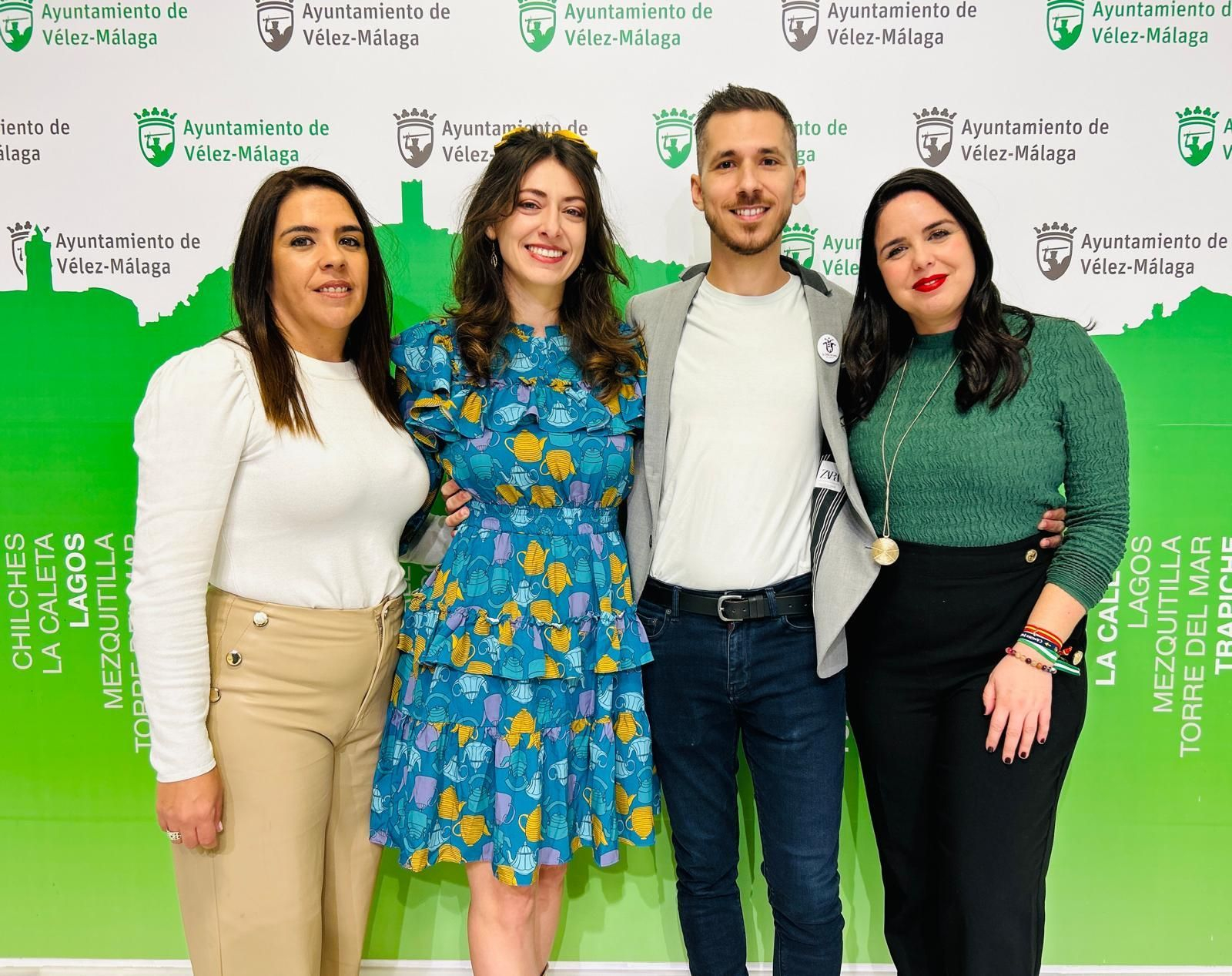 Presentación de los protagonistas del carnaval 2025 en Vélez
