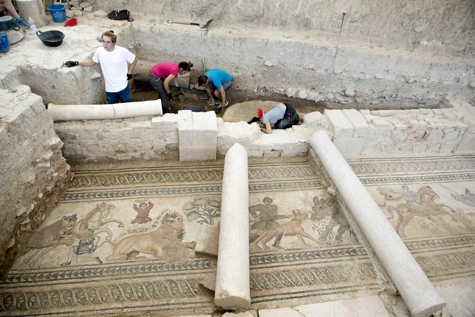 Un mosaico figurativo de caza “excepcional” descubierto en la villa de Salar.