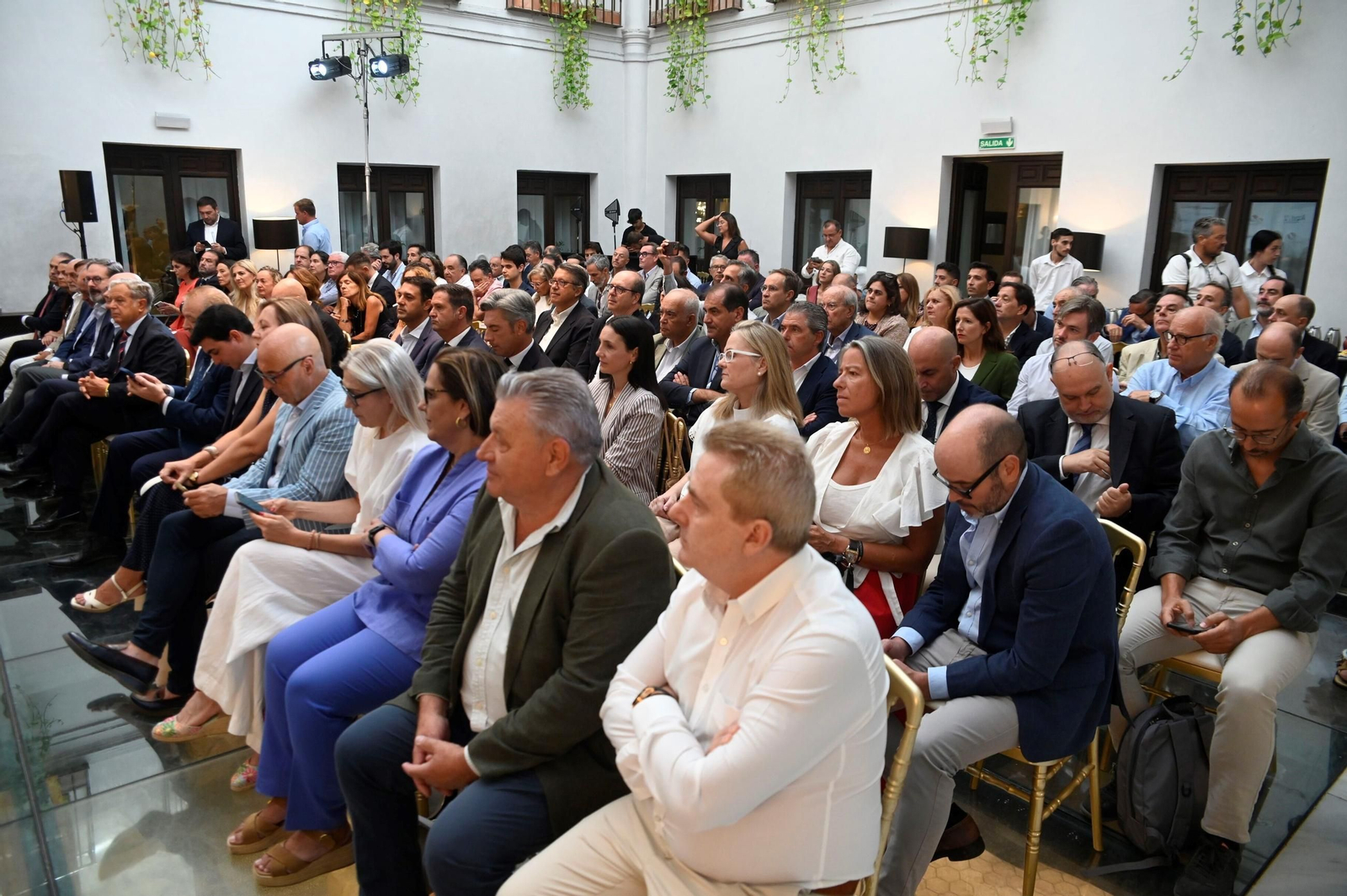 Las imágenes del desayuno-coloquio de 'El Día' sobre el desarrollo urbanístico de Códoba