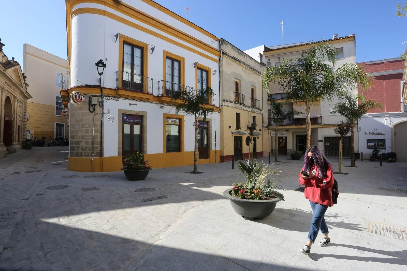 La renovación de la plaza Vargas incluye, entre otras actuaciones, la instalación de maceteros