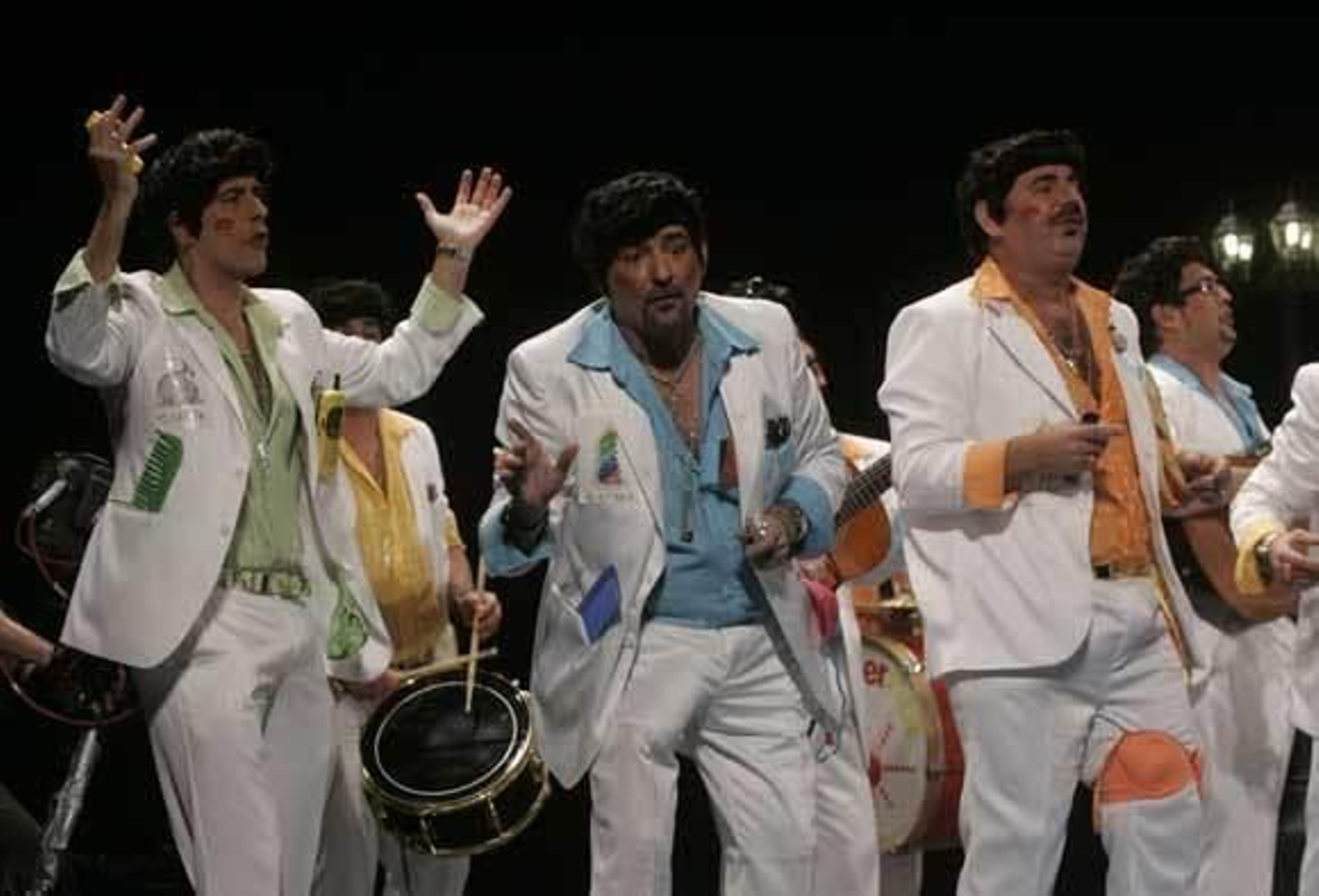 La gorda me da de comer