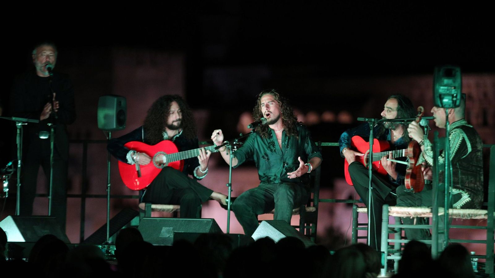 El cantaor Kiki Morente durante su actuación en la Bienal de Flamenco de Granada