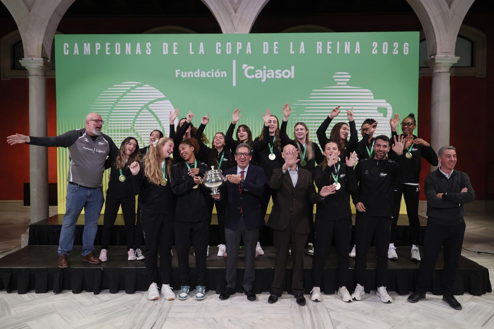 Recepción en la Fundación Cajasol a la campeonas de la Copa de la Reina de voleibol