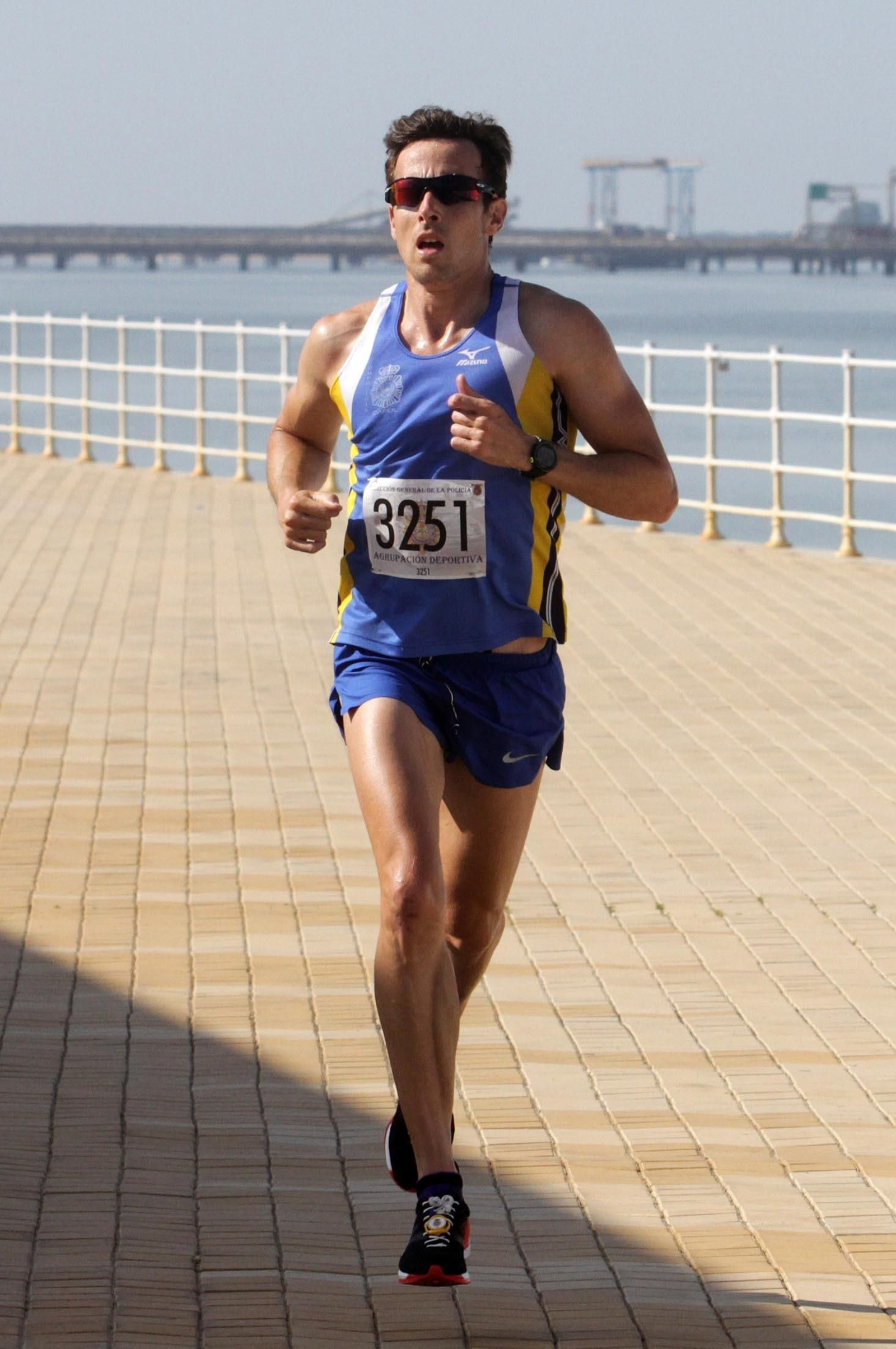 Imágenes de la Carrera Solidaria Ruta 091 organizada por la Policía Nacional