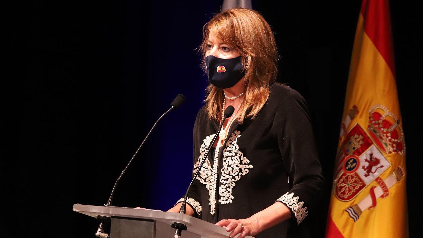 Pilar Miranda en la presentación de las jornadas sobre la ZAL.
