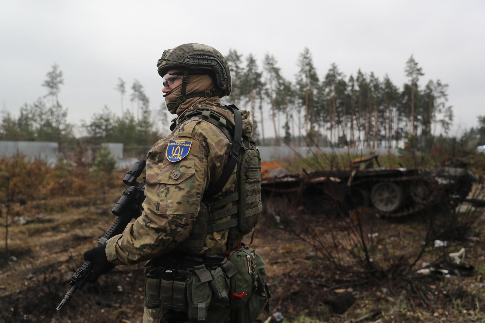 Un soldado ucraniano cerca del frente.