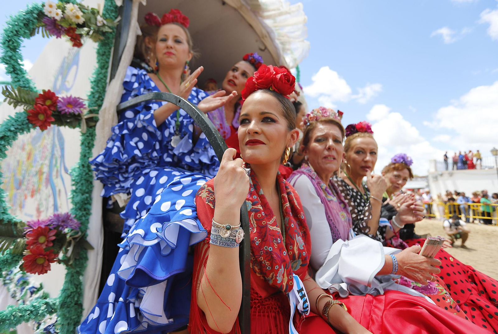Presentación de la Hermandad de Huelva ante la Blanca Paloma
