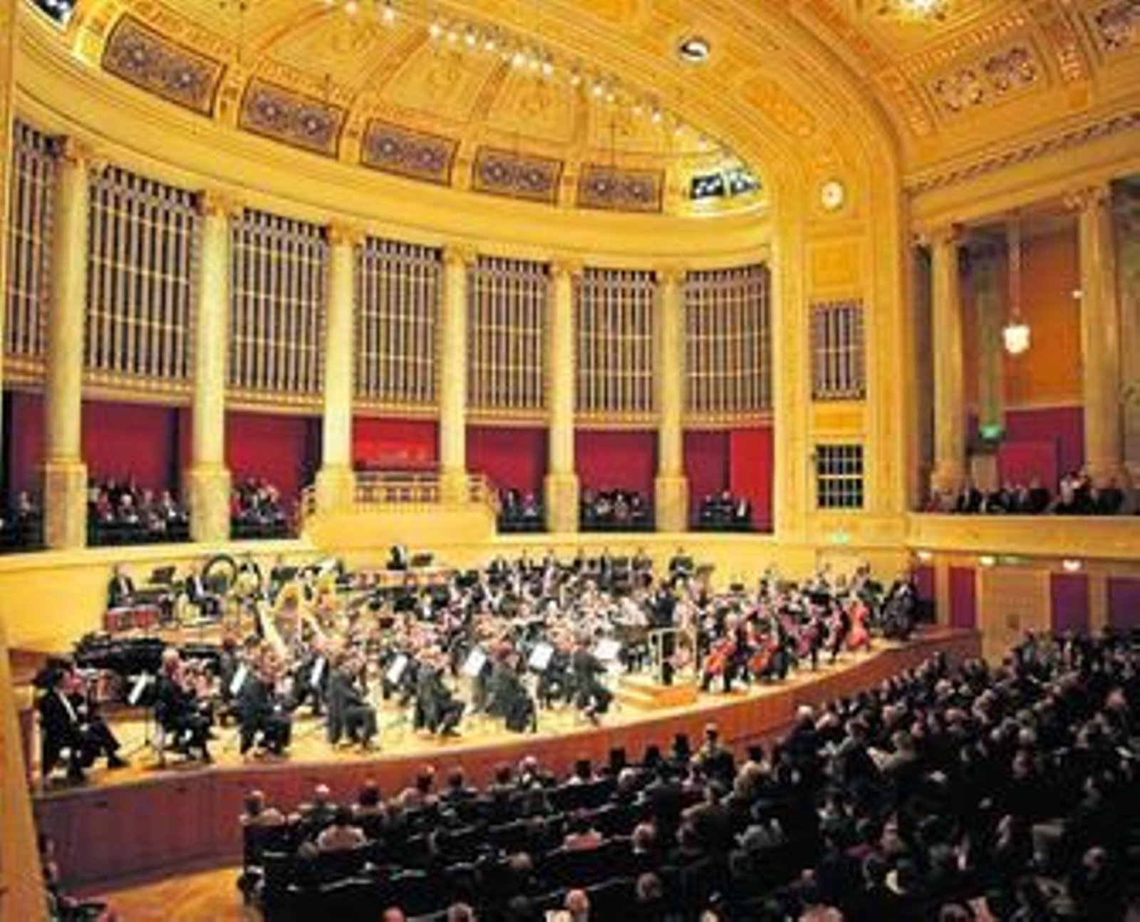 La Sinfónica de Sevilla, dirigida por Pedro Halffter en el Konzerthaus de Viena durante su reciente gira centroeuropea.