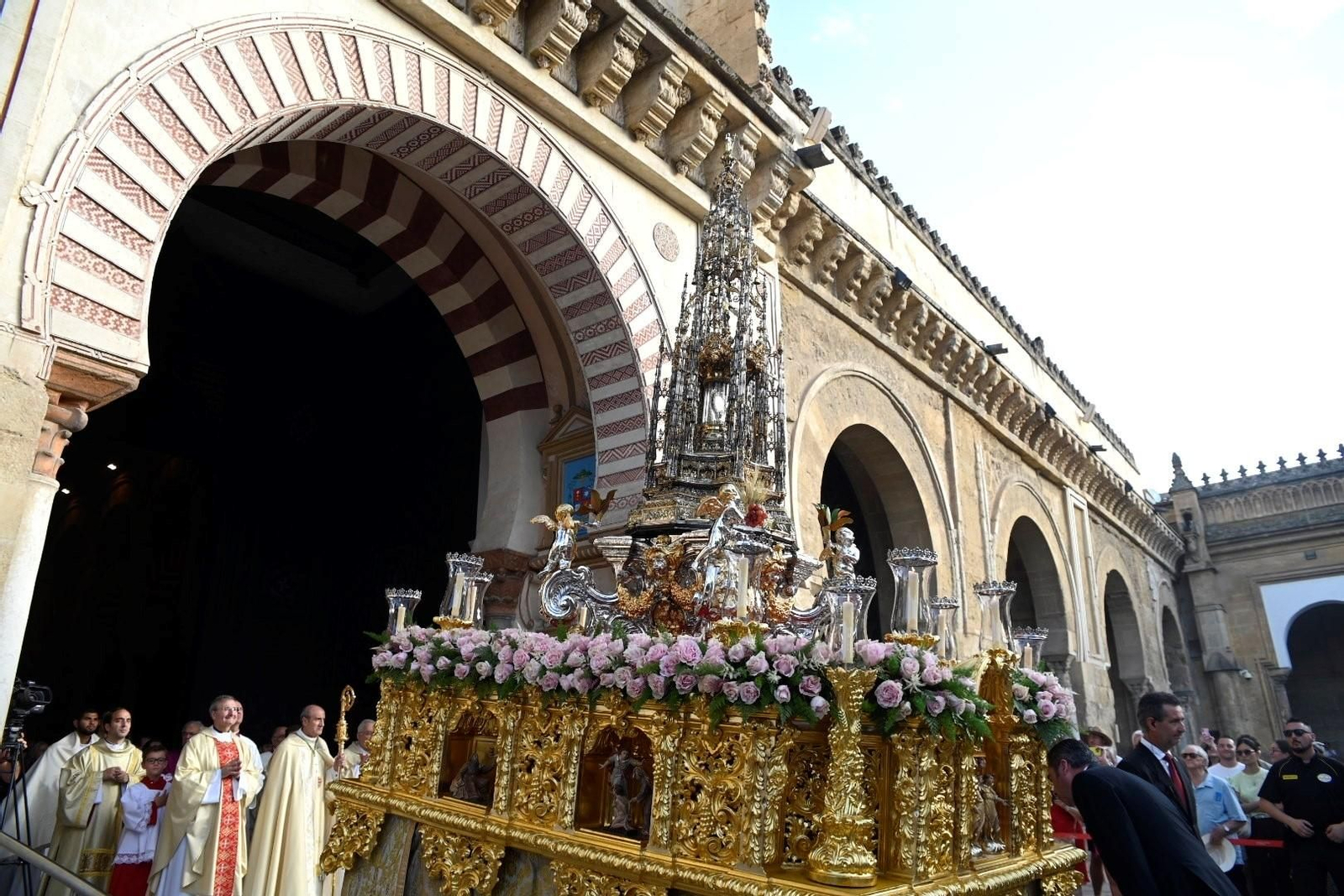 Las mejores imágenes de la procesión del Corpus Christi de Córdoba