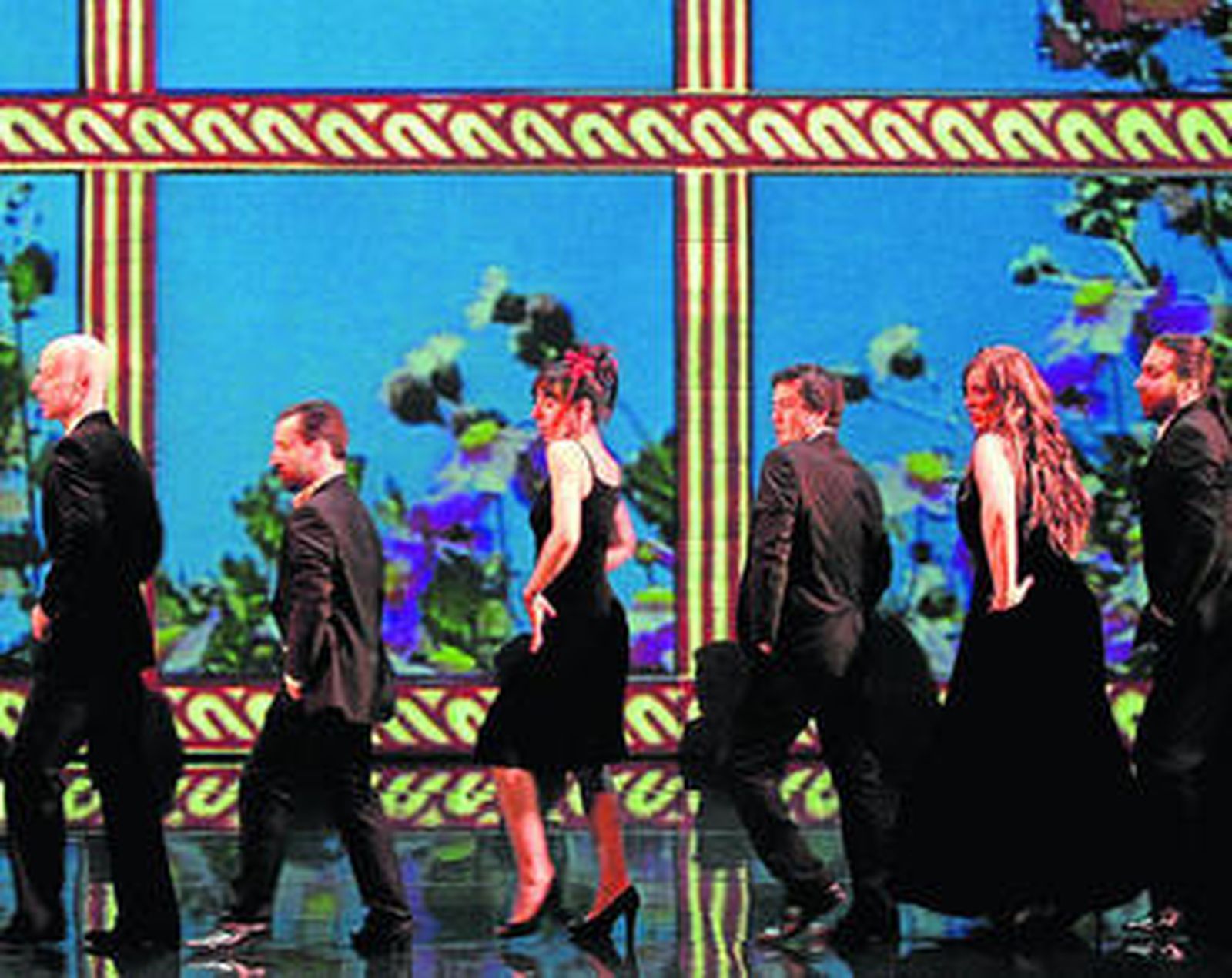 Un instante del espectáculo 'Corazón loco', con Blanca Li en el centro.